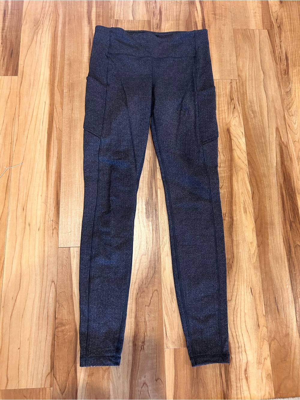 Lululemon Herringbone High Waisted Legging w/ pockets